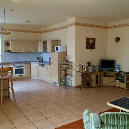 Ferienwohnung Klugow 아파트